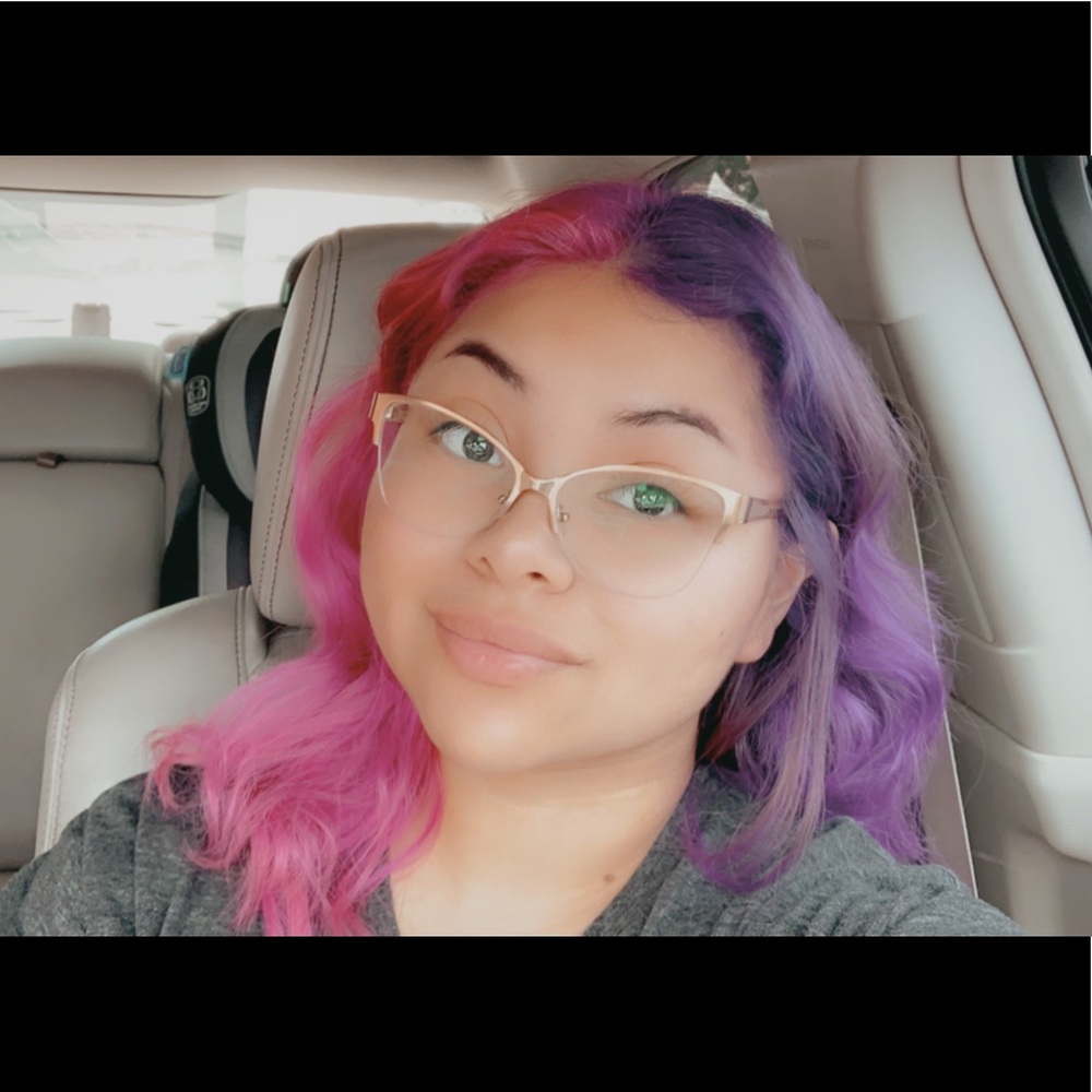 Meet your Posher, Gabby